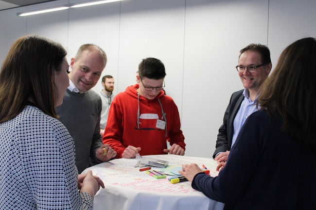 Interaktive Gespräche über Franklin beim World Cafe bei der MVV